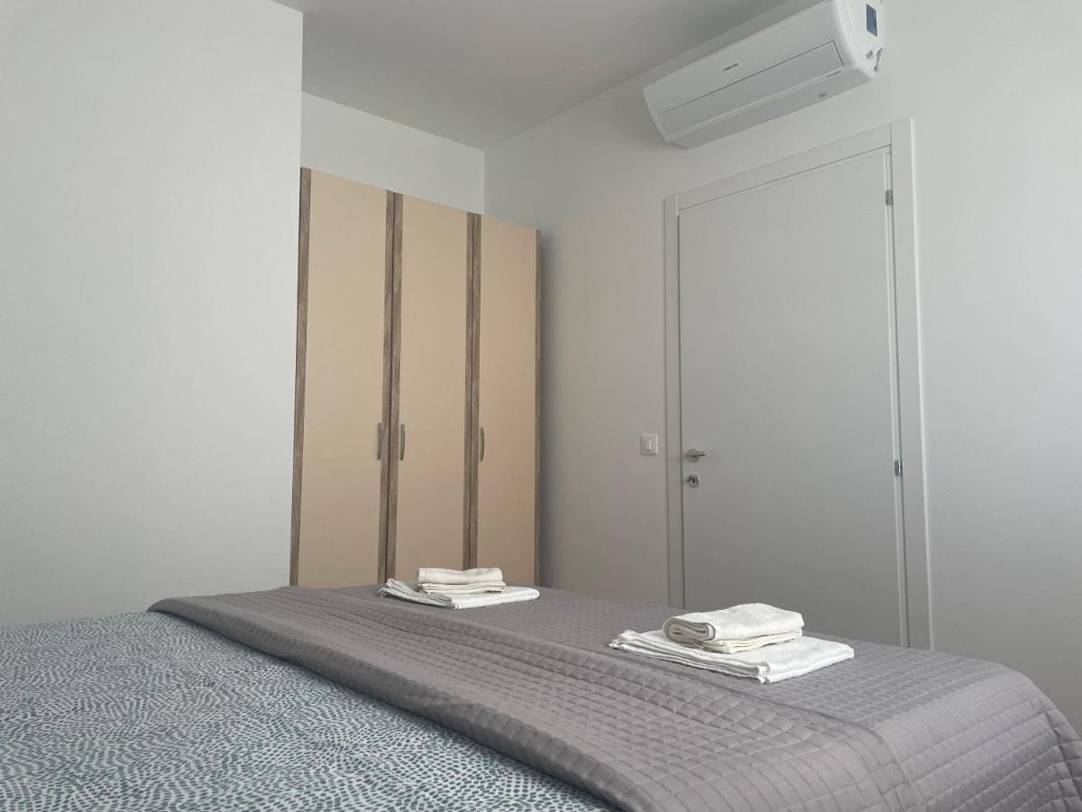 Apartment Diana Zara Parking Free 외부 사진