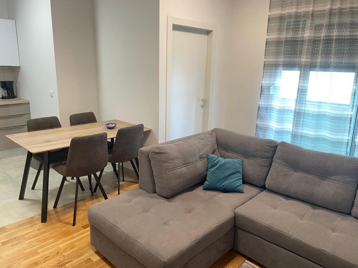 Apartment Diana Zara Parking Free 외부 사진