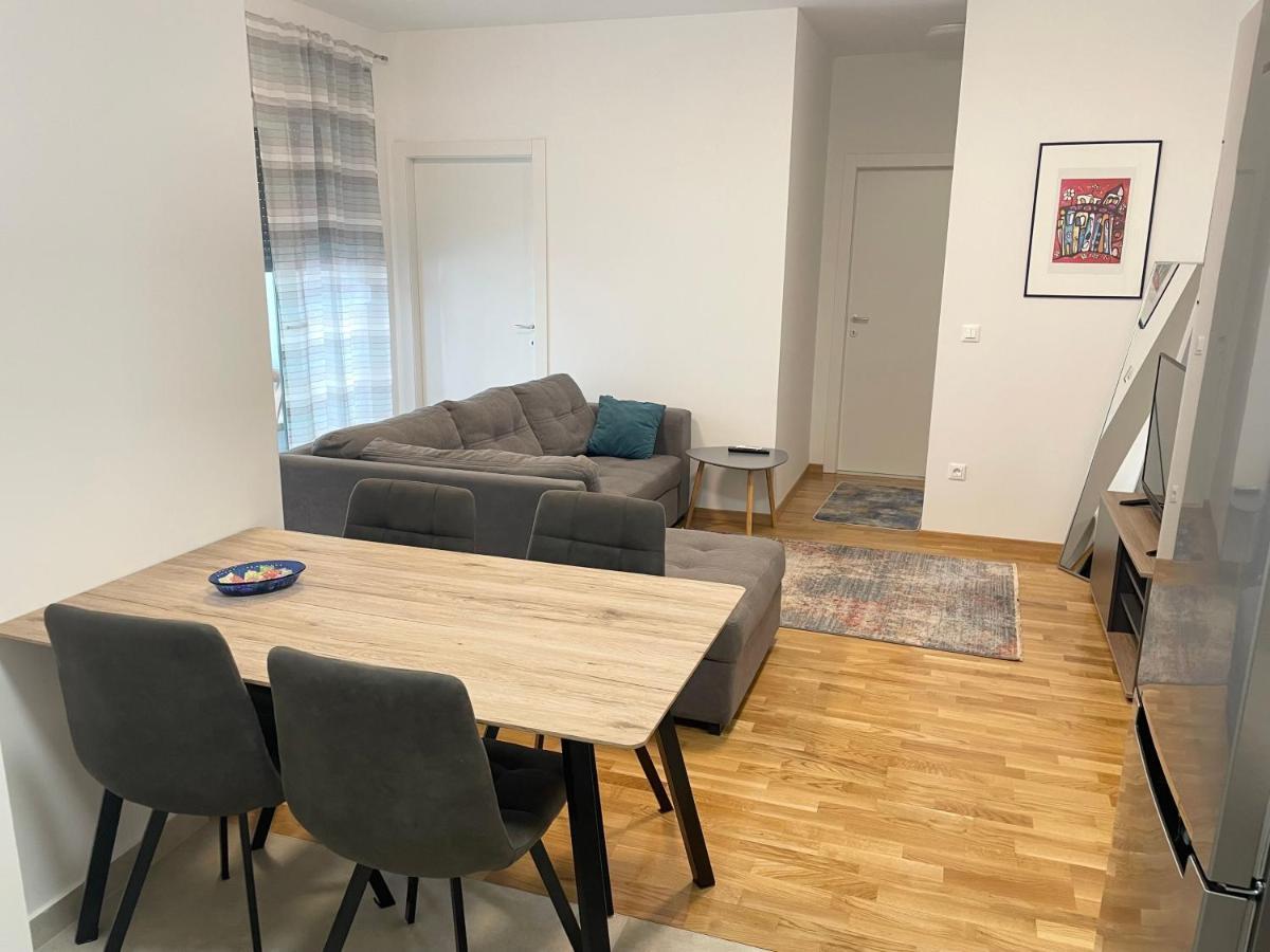 Apartment Diana Zara Parking Free 외부 사진
