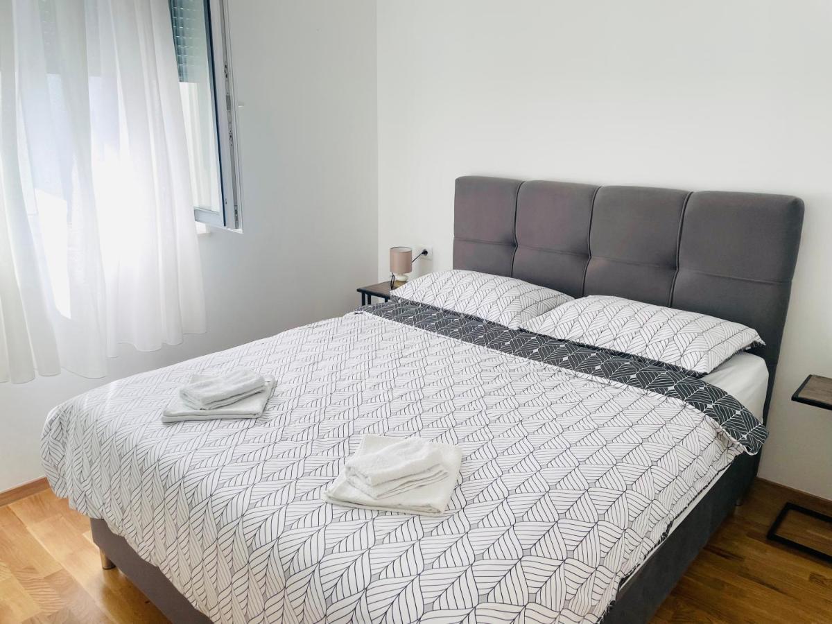 Apartment Diana Zara Parking Free 외부 사진