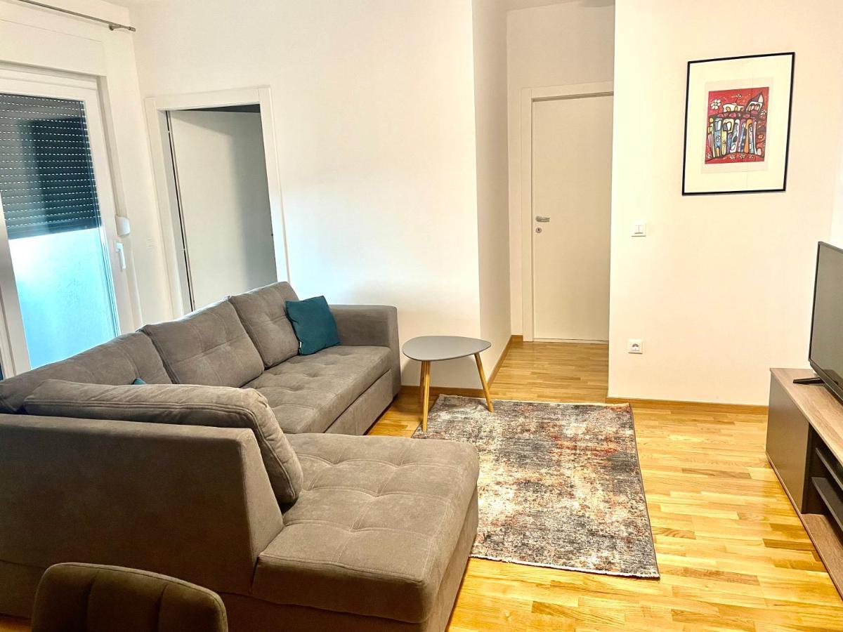 Apartment Diana Zara Parking Free 외부 사진